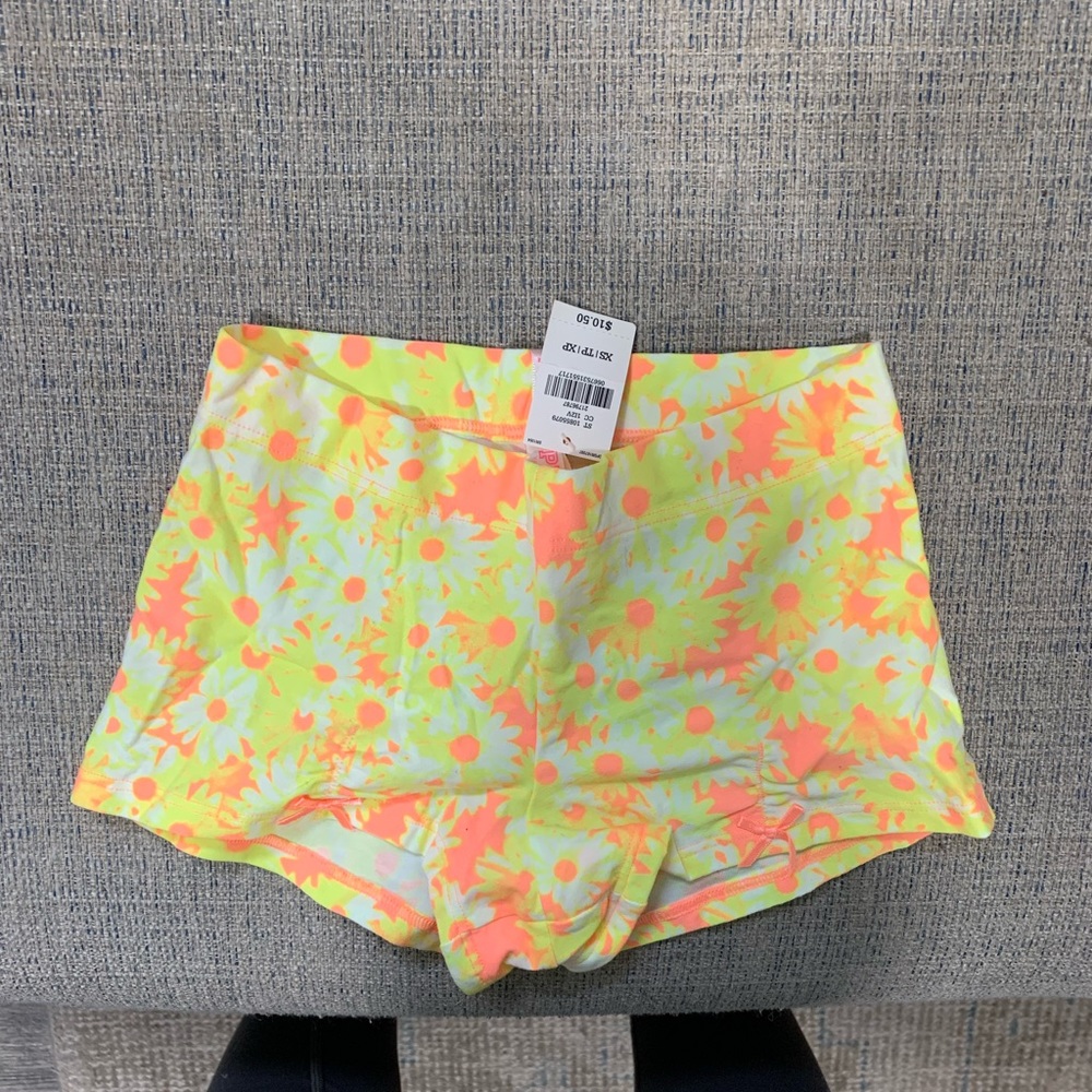 Victoria’s Secret PINK brand new boy short underwear.